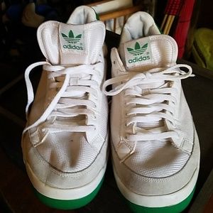 Adidas Rod Laver nice find